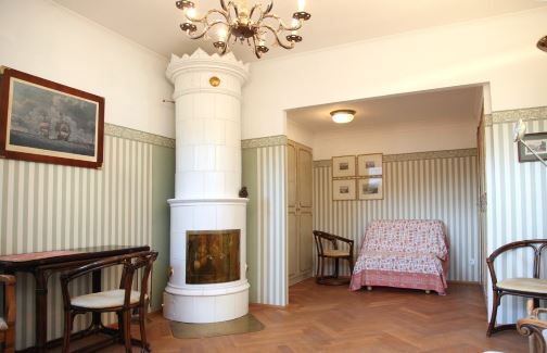 Ausstellung Schrundner Schwedische Kachelöfen